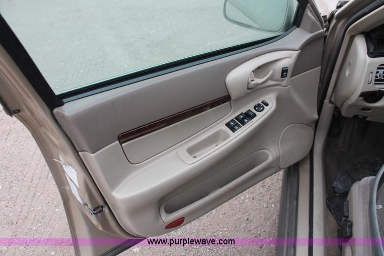 image for item H8339 2005 Chevrolet Impala