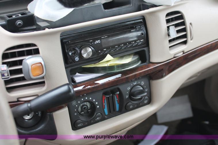 image for item H8339 2005 Chevrolet Impala