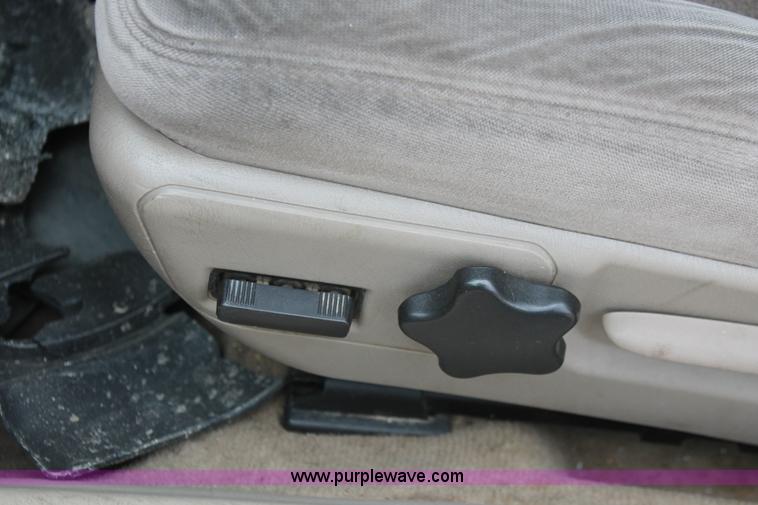 image for item H8339 2005 Chevrolet Impala