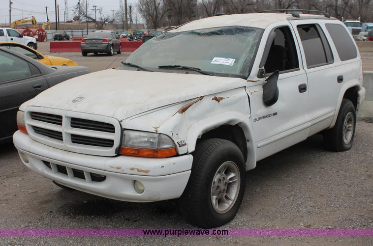 image for item H8340 2000 Dodge Durango SLT SUV