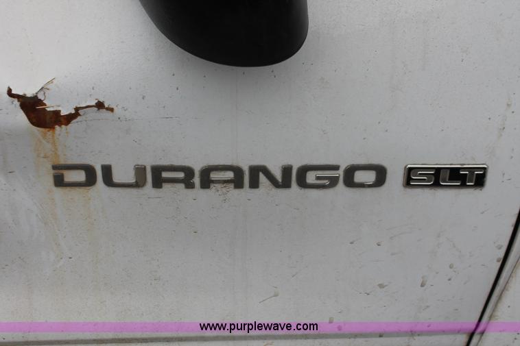 image for item H8340 2000 Dodge Durango SLT SUV