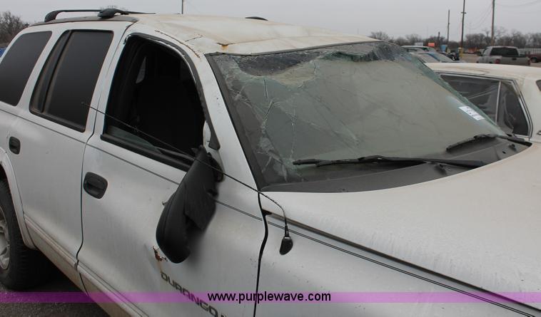 image for item H8340 2000 Dodge Durango SLT SUV