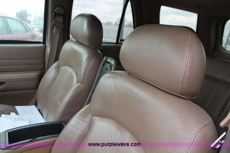 image for item H8343 1998 Chevrolet Blazer SUV