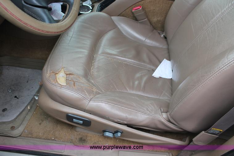 image for item H8343 1998 Chevrolet Blazer SUV