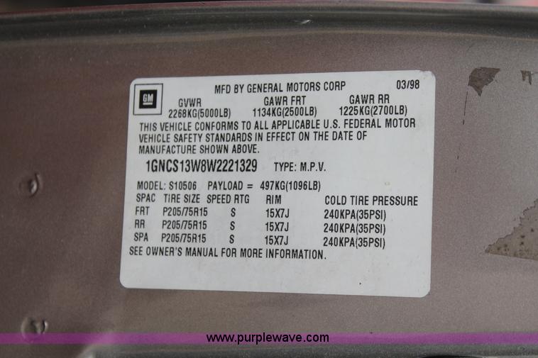 image for item H8343 1998 Chevrolet Blazer SUV