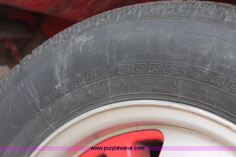 image for item H8344 1988 GMC Sierra 1500 pickup truck