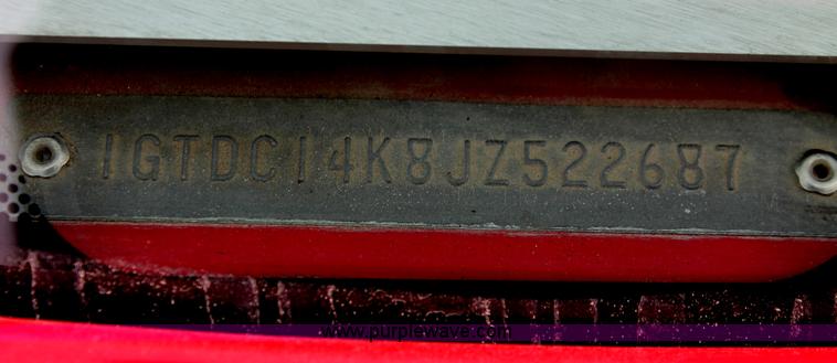 image for item H8344 1988 GMC Sierra 1500 pickup truck