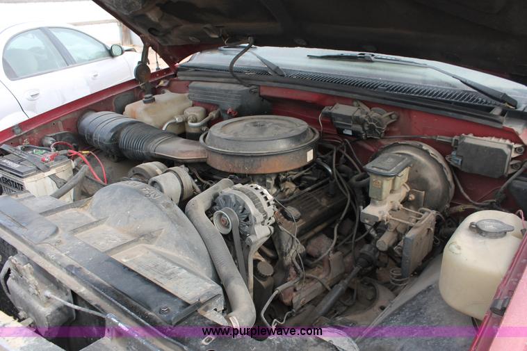 image for item H8345 1990 Chevrolet Silverado 1500 Ext. Cab pickup truck