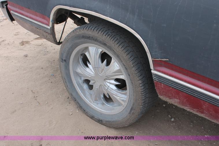 image for item H8345 1990 Chevrolet Silverado 1500 Ext. Cab pickup truck