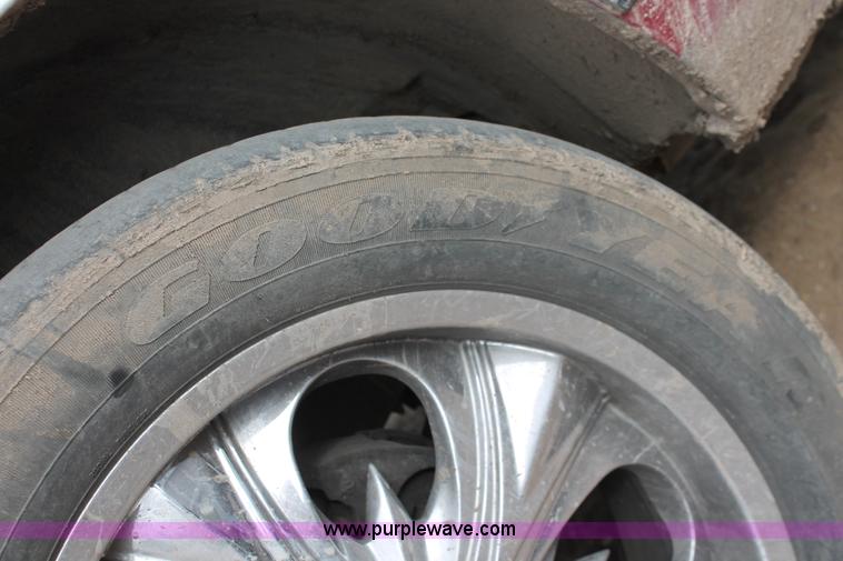 image for item H8345 1990 Chevrolet Silverado 1500 Ext. Cab pickup truck