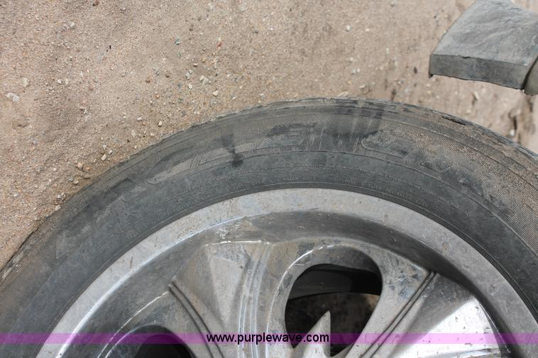 image for item H8345 1990 Chevrolet Silverado 1500 Ext. Cab pickup truck