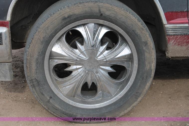 image for item H8345 1990 Chevrolet Silverado 1500 Ext. Cab pickup truck