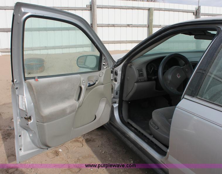 image for item H8346 2001 Saturn LS LS1