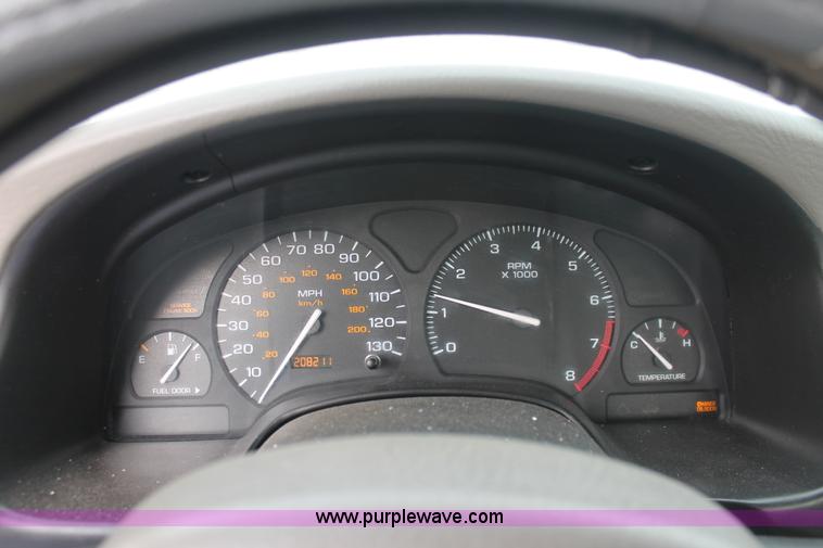 image for item H8346 2001 Saturn LS LS1