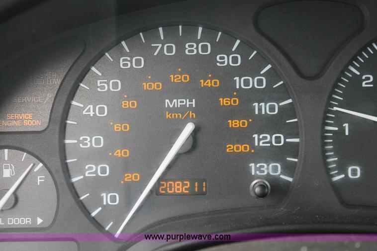 image for item H8346 2001 Saturn LS LS1