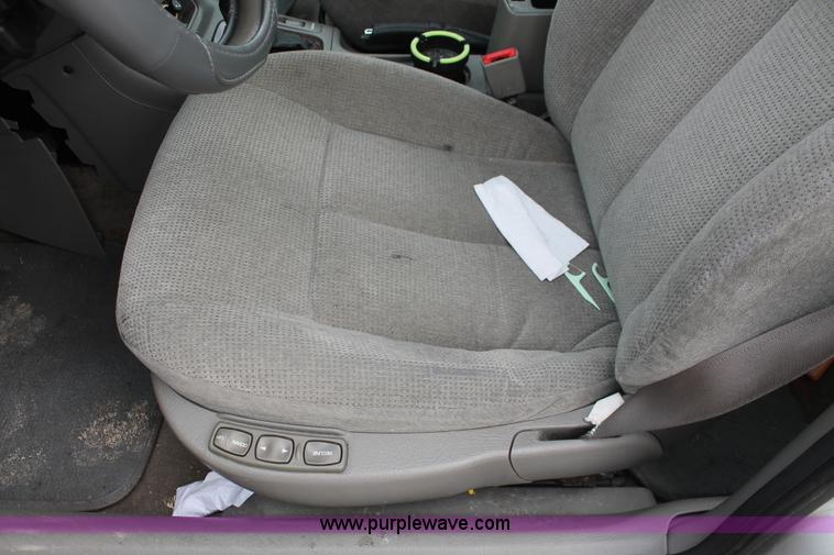 image for item H8346 2001 Saturn LS LS1