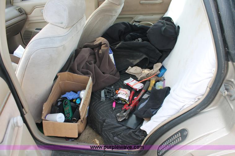 image for item H8347 1988 Ford Tempo LX