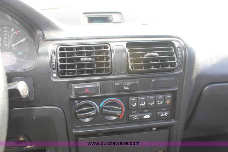 image for item H8348 1990 Honda Accord LX