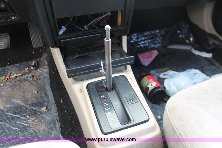 image for item H8348 1990 Honda Accord LX