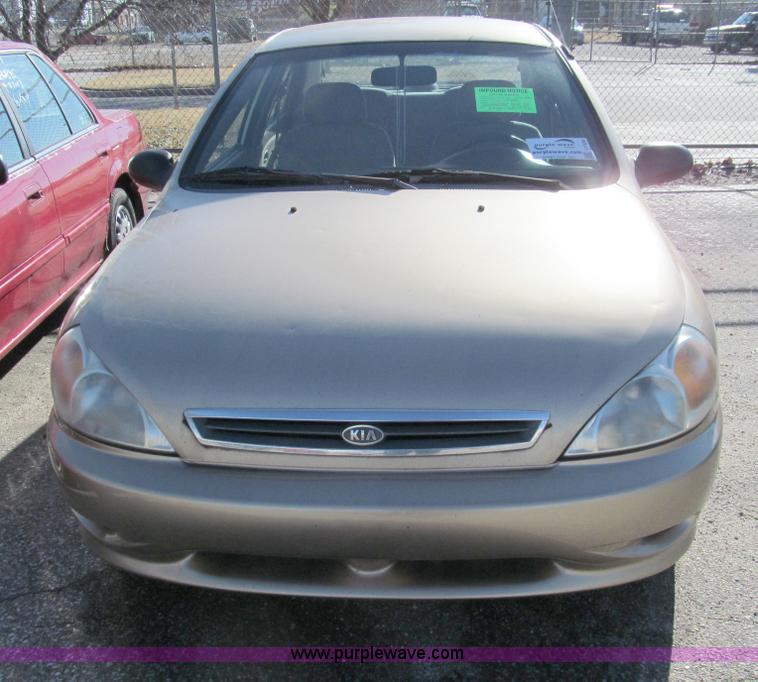 image for item I1309 2002 Kia Rio