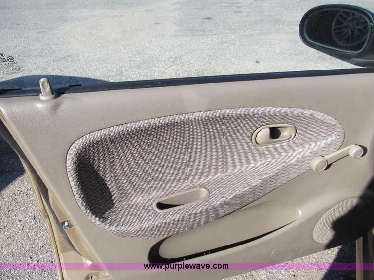 image for item I1309 2002 Kia Rio
