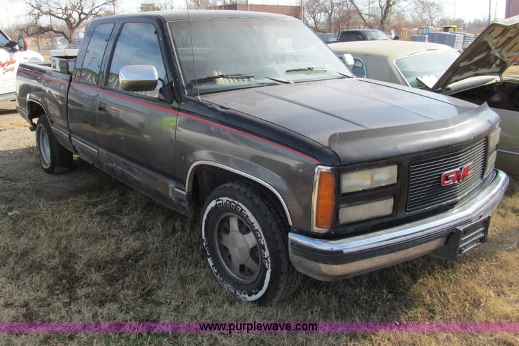 image for item I1310 1992 GMC Sierra 1500 Ext. Cab pickup truck