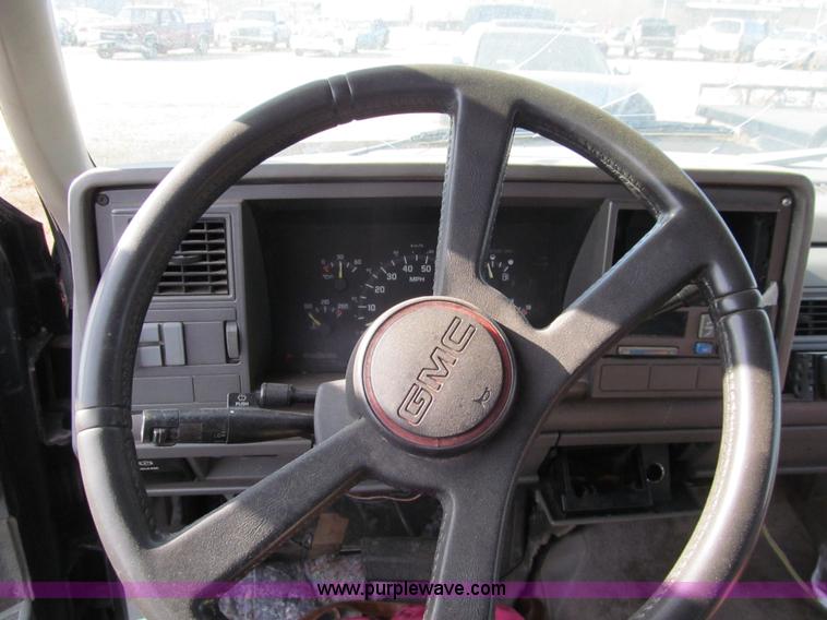 image for item I1310 1992 GMC Sierra 1500 Ext. Cab pickup truck