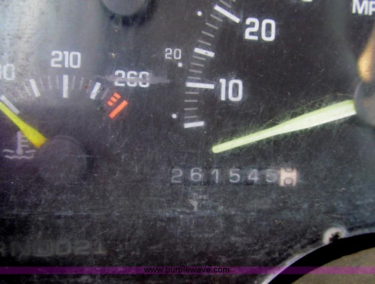 image for item I1310 1992 GMC Sierra 1500 Ext. Cab pickup truck