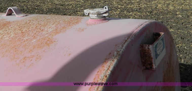 image for item AD9907 Mcdonald 1,000 gallon diesel tank