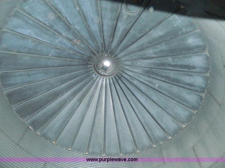 image for item AD9910 Superior 5,000 bushel grain bin