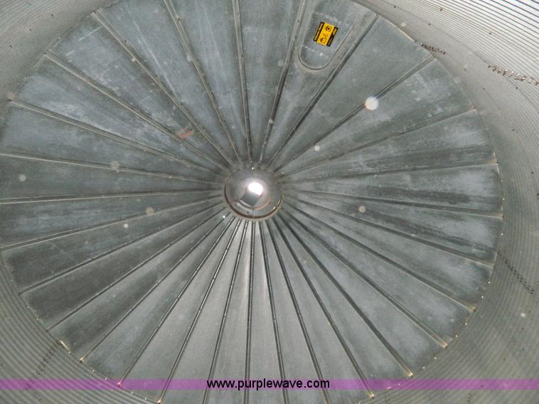 image for item AD9910 Superior 5,000 bushel grain bin