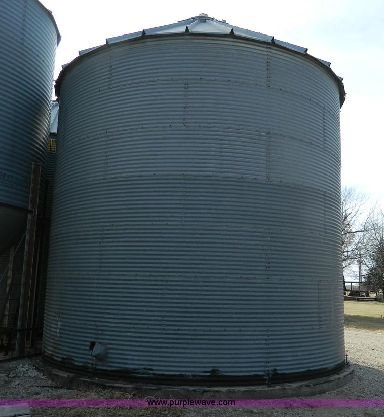 Superior 5,000 bushel grain bin in Great Bend, KS Item AD9911 sold