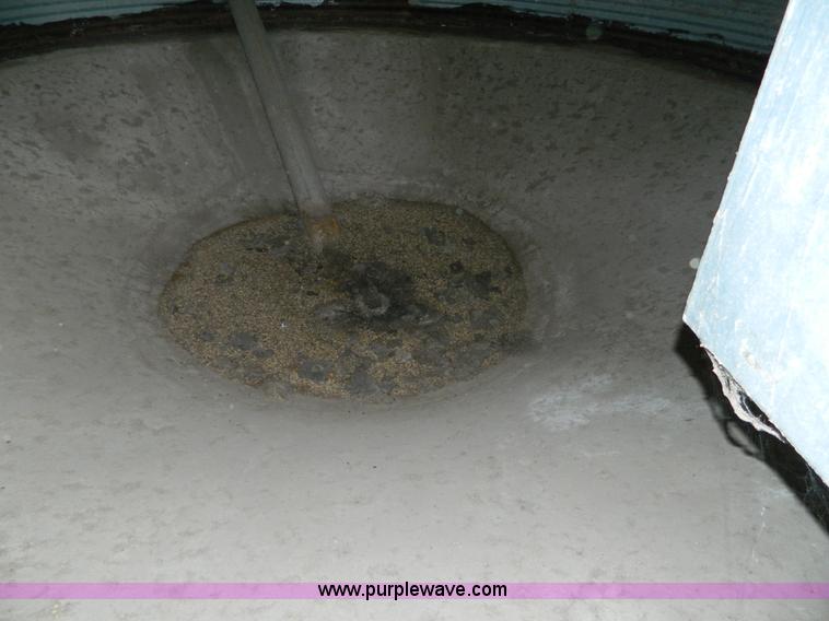 image for item AD9911 Superior 5,000 bushel grain bin