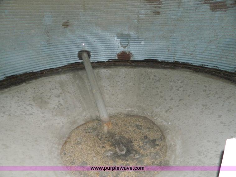 image for item AD9911 Superior 5,000 bushel grain bin