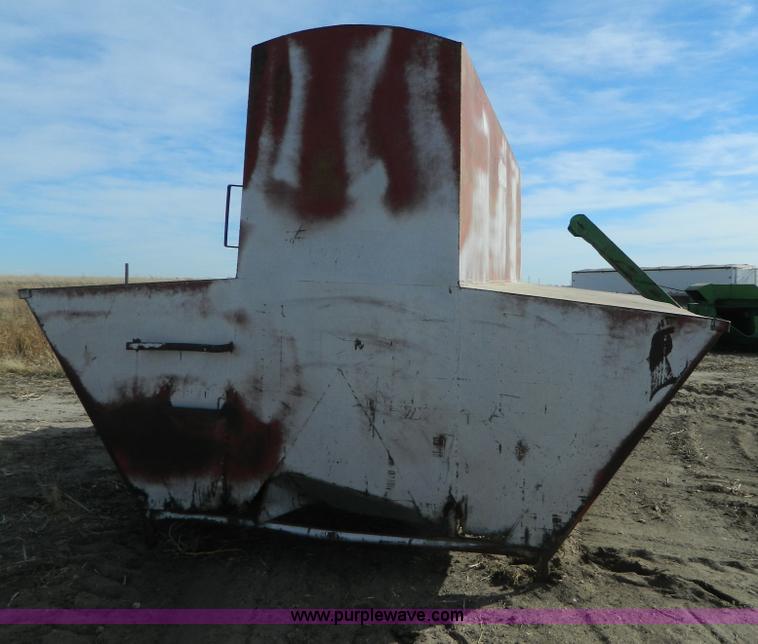 image for item AD9912 R&R 350 bushel creep feeder