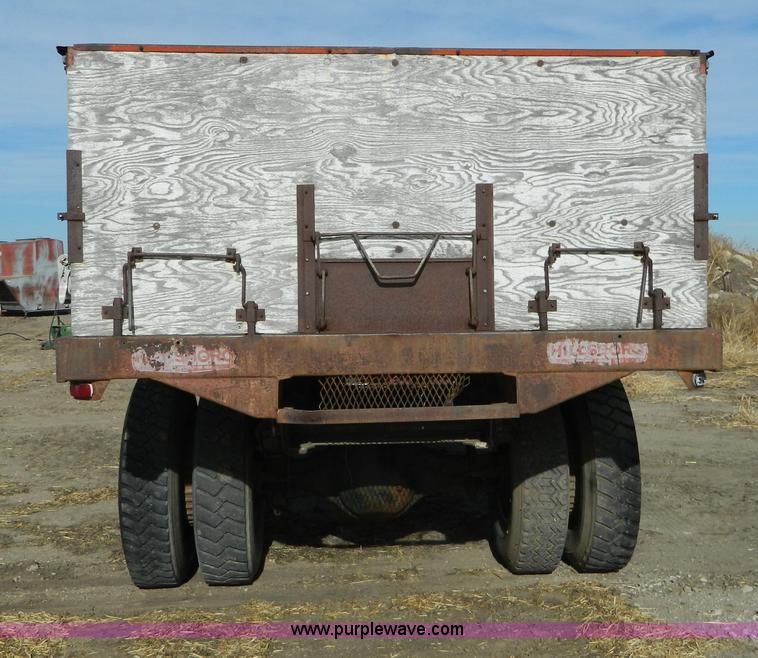 image for item AD9913 1989 GMC TopKick grain truck