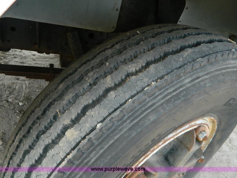 image for item AD9913 1989 GMC TopKick grain truck