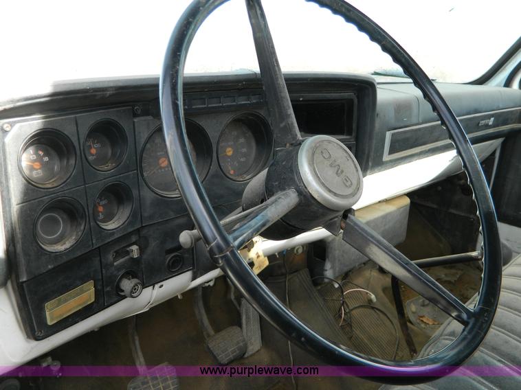 image for item AD9913 1989 GMC TopKick grain truck