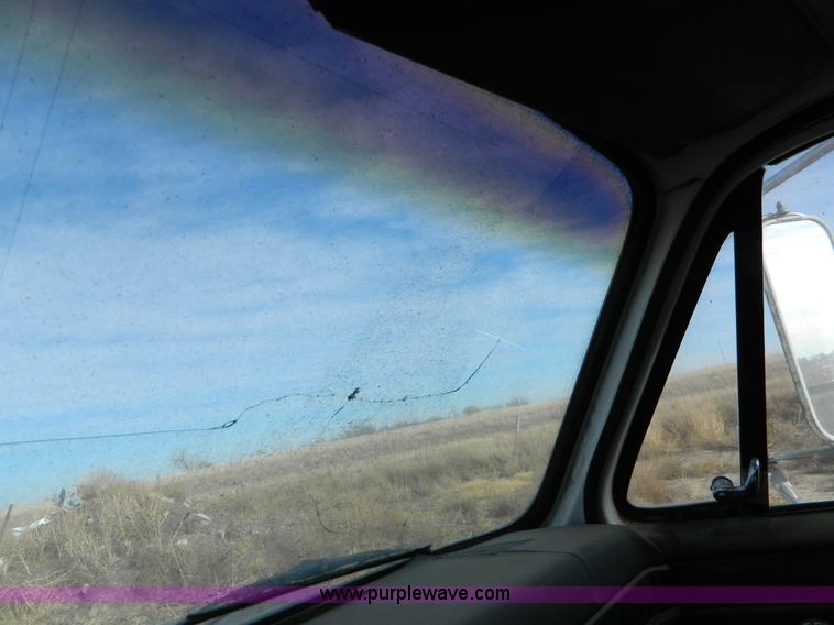 image for item AD9913 1989 GMC TopKick grain truck