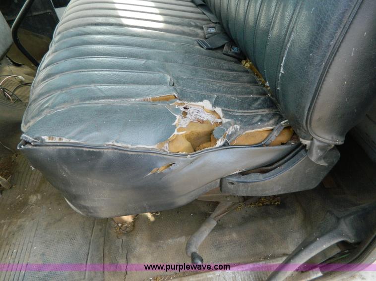 image for item AD9913 1989 GMC TopKick grain truck