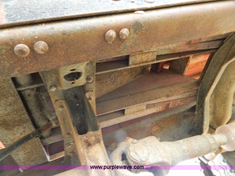 image for item AD9913 1989 GMC TopKick grain truck