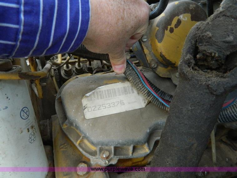 image for item AD9913 1989 GMC TopKick grain truck