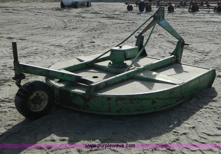 image for item AD9924 John Deere 609 6' rotary mower