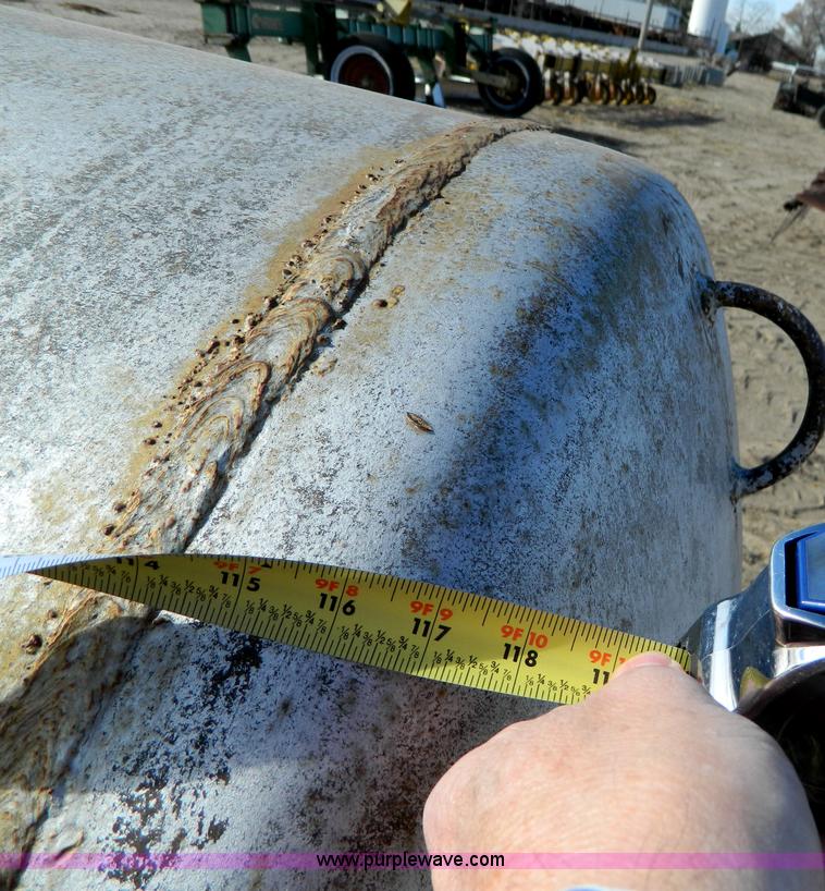 image for item AD9930 Steel tank with running gear