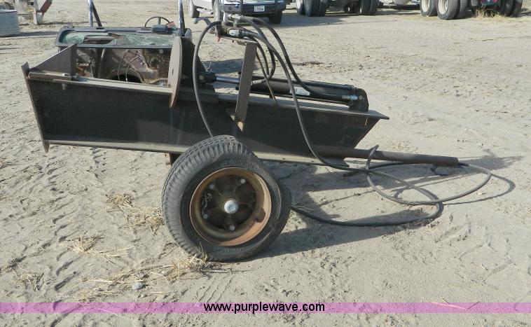 image for item AD9935 Hydraulic log splitter