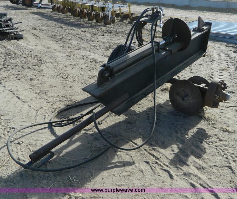 image for item AD9935 Hydraulic log splitter