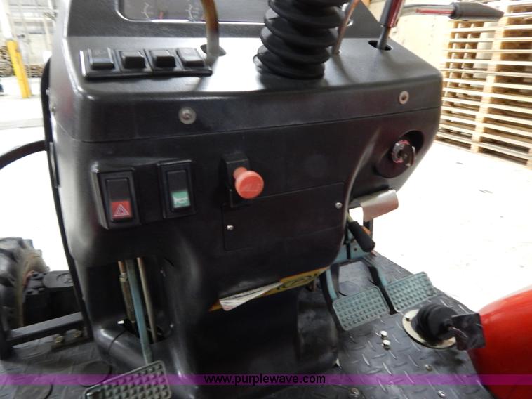 image for item AO9183 2008 Changfa/Apollo A2800 MFWD tractor