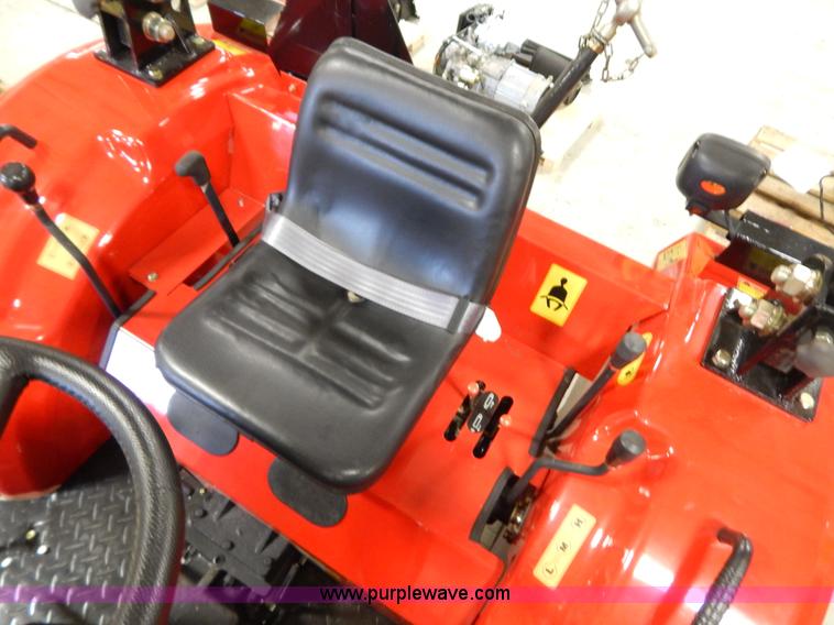 image for item AO9239 2012 Changfa 3028 MFWD tractor