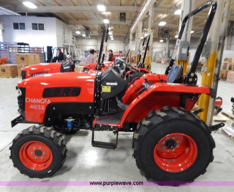 image for item AO9241 2012 Changfa 4032 MFWD tractor