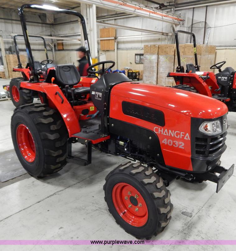 image for item AO9242 2012 Changfa 4032 MFWD tractor